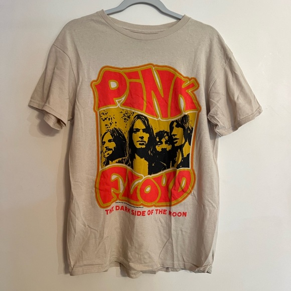 Pink Floyd Tops - Pink Floyd T-shirt